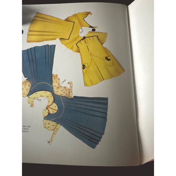 Classic Shirley Temple Paper Dolls Full Color Grayce Pemouchet 1986 Dover uncut - Picture 5 of 7